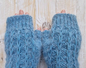 Fingerless Gloves,  Knit Wool Wrist Warmers, Hand knit mittens, warm mitts, handwarmers