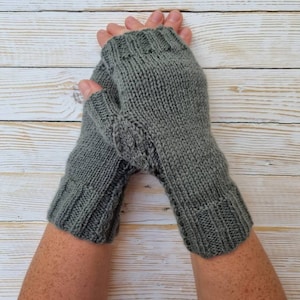 Fingerless Gloves, 100% Alpaca, Knit Wool Wrist Warmers, Hand knit mittens, warm mitts, handwarmers