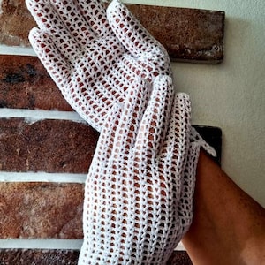 Wedding lace crochet gloves for women, white 100 % cream, ivory