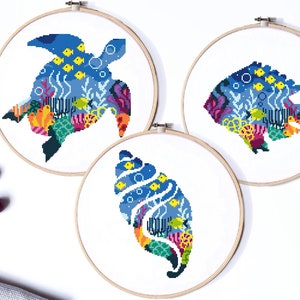 Patrón de punto de cruz moderno de tortuga, pez y concha, gráfico de punto de cruz de mar y océano, punto de cruz de animales, naturaleza, arte de aro, PDF instantáneo