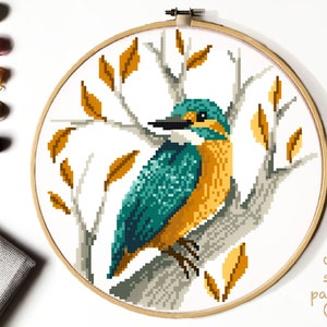 Bird Modern Cross Stitch Pattern, easy counted cross stitch chart, animal cross stitch, nature, flowers, hoop art, instant download PDF