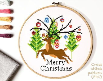 Christmas Deer Modern Cross Stitch Pattern, easy cross stitch chart, Christmas  tree toys, nature cross stitch, Instant download PDF