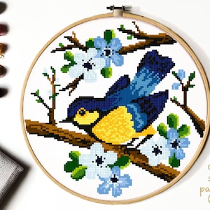 Bird Modern Cross Stitch Pattern, easy counted cross stitch chart, animal cross stitch, flowers, nature, hoop art, instant download PDF