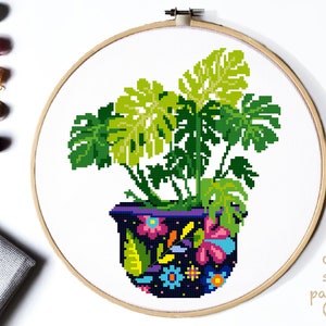 Patrón de punto de cruz floral, gráfico de punto de cruz de flores en una maceta, bordado a bastidor, punto de cruz de naturaleza, descarga instantánea en PDF