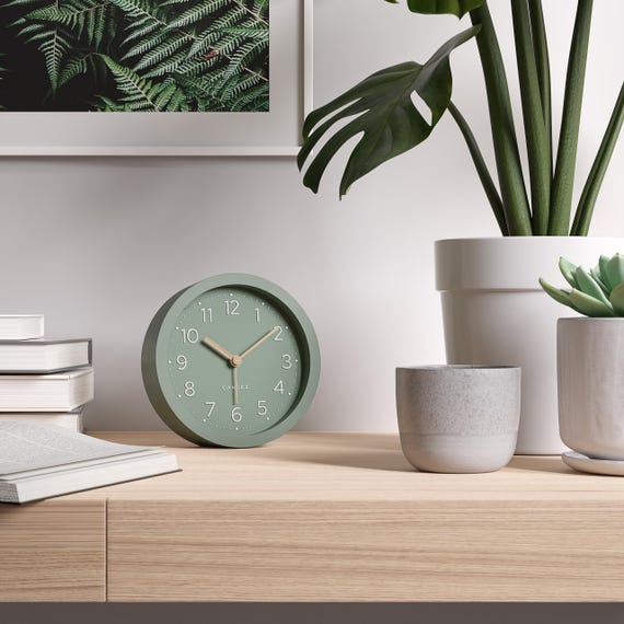 Cander Berlin MNU 2012 U Lautloser Wecker 12 cm lautlos analog batteriebetrieben ohne Ticken Grün modern Tischuhr