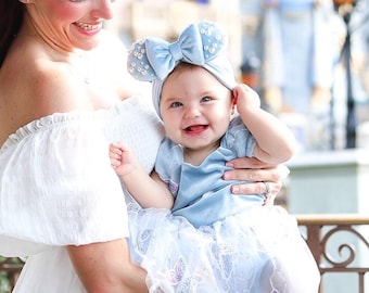 Baby Blue Velvet || Minnie Ears Headwrap || Minnie Ears Turban || Minnie Ears for Babies || Magic kingdom Ears