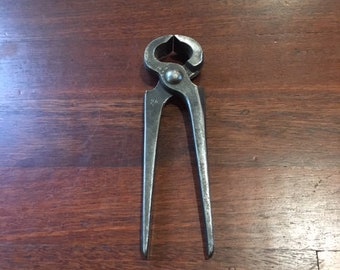 Pincers - used.