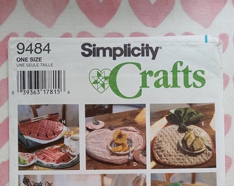 Vintage Simplicity 9484, Fruit Themed Kitchen Crafts pattern, UC/FF