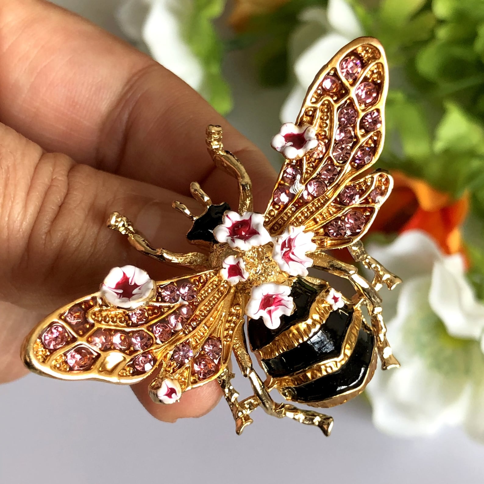 Vintage Style Honey Bee Brooch: Rhinestone Bumble Bee Pin - Etsy