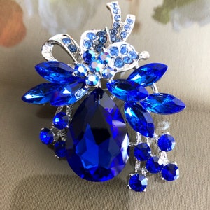 Spilla blu grande strass di cristallo, Gioielli floreali, Regalo per lei immagine 2