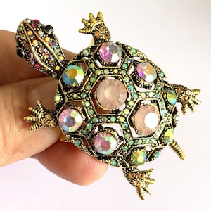 Large Turtle Brooch Pin, Tortoise Gift, Turtle Jewellery, Ocean Lover Gift, Unique Animal Brooch, Nature Inspired Jewelry