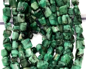 Extrem selten ~~Grüner Smaragd Facettierte Nuggets Perlen Natur Smaragd Edelstein Perlen Wholesale Smaragd Laser Cut Nuggets Smaragd Schmuck