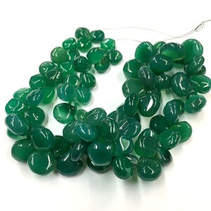 Natural Smooth Green Onyx Far Size Heart Shape Beads 11-12mm Width Onyx Gemstone Onyx Heart Shape 18 Inch Strand Onyx Strand