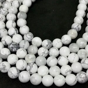 Natural White Howlite 8mm Balls 1mm Hole /8mm Howlite Gemstone Beads/Round Shape Howlite Beads With 1mm Hole/Howlite 8 mm//15”Line