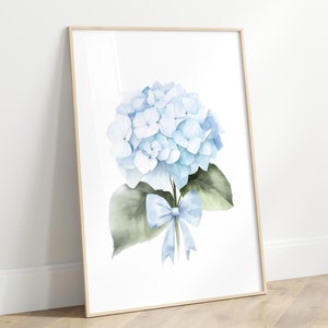Impressão em aquarela de hortênsia azul-claro, arte de parede botânica, decoração de berçário azul pastel, decoração de quarto ou dormitório de menino, arte de parede de flores para impressão