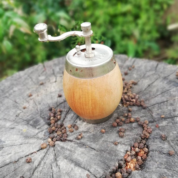 Old Vintage Pepper Mill, Wooden Manual Mill, Vintage Grinder, Pepper Mill/Grinder, Small Mill, Bulgarian Mill, Rustic Home Décor, 1970's