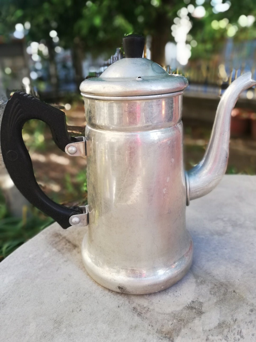 Vintage Italia Hervidor de leche de aluminio con mango de latón 1960  Vintage Milk Cup Vintage Coffee Pot Utensilios de cocina Vajilla de  aluminio -  México