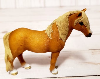 schleich dartmoor pony stallion