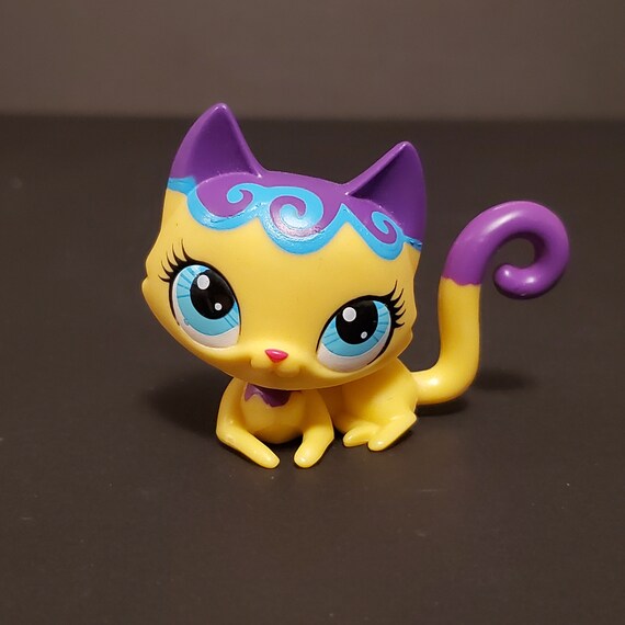 yellow lps cat