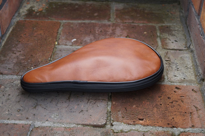 ping pong leather case bright brown image 3