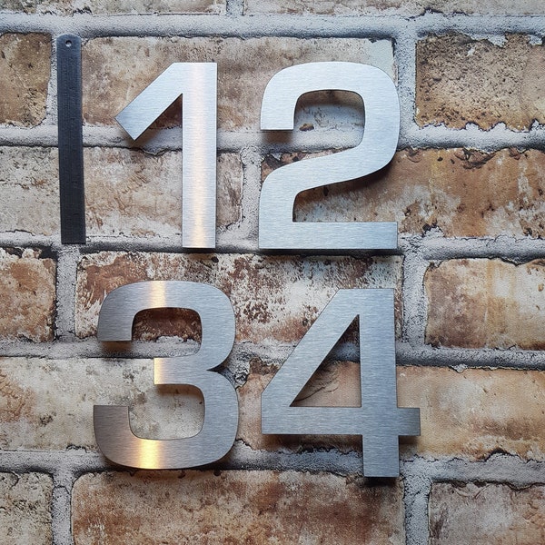 Números flotantes grandes de casa/puerta de acero inoxidable macizo en tipografía moderna con acabado cepillado (ya sea de 4"/10 cm o 6"/15 cm)
