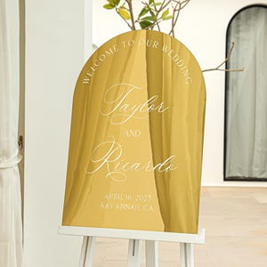 Wedding Welcome Sign, Mirror Gold Acrylic Welcome Sign, Mirror Wedding Welcome Sign, Wedding Reception Signage, Custom Wedding Decor