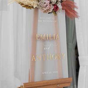 Frosted Acrylic Wedding Welcome Sign, Acrylic Wedding Sign, 3D Welcome Sign with mirror gold names, Welcome to Our Wedding Sign