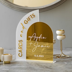 Signe de cartes et de cadeaux, signes de mariage de miroir d'or, signalisation de mariage, signes de mariage de cartes et de cadeaux, signe de cadeau et de cartes, décor de réception de mariage