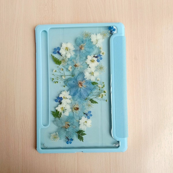 Handmade Bluewhite flower case with pen slot for Samsung Tab A8 LTE,Samsung Tab S7 FE,Samsung Tab S7,Samsung Tab S8 S9 Ultra case,