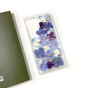 Real pressed blue purple flower phone case for iPhone 17 16 15 14 13 pro max 16e,Samsung S25 S24 Ultra A16 A56,Google Pixel 9 10 pro 9A