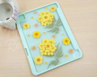 Real yellow daisy flower bed case with pen slot for iPad 10 2022,iPad Air 4 5 2022,iPad mini 6 case iPad pro 11‘’ 12.9'' 2021 2022 case