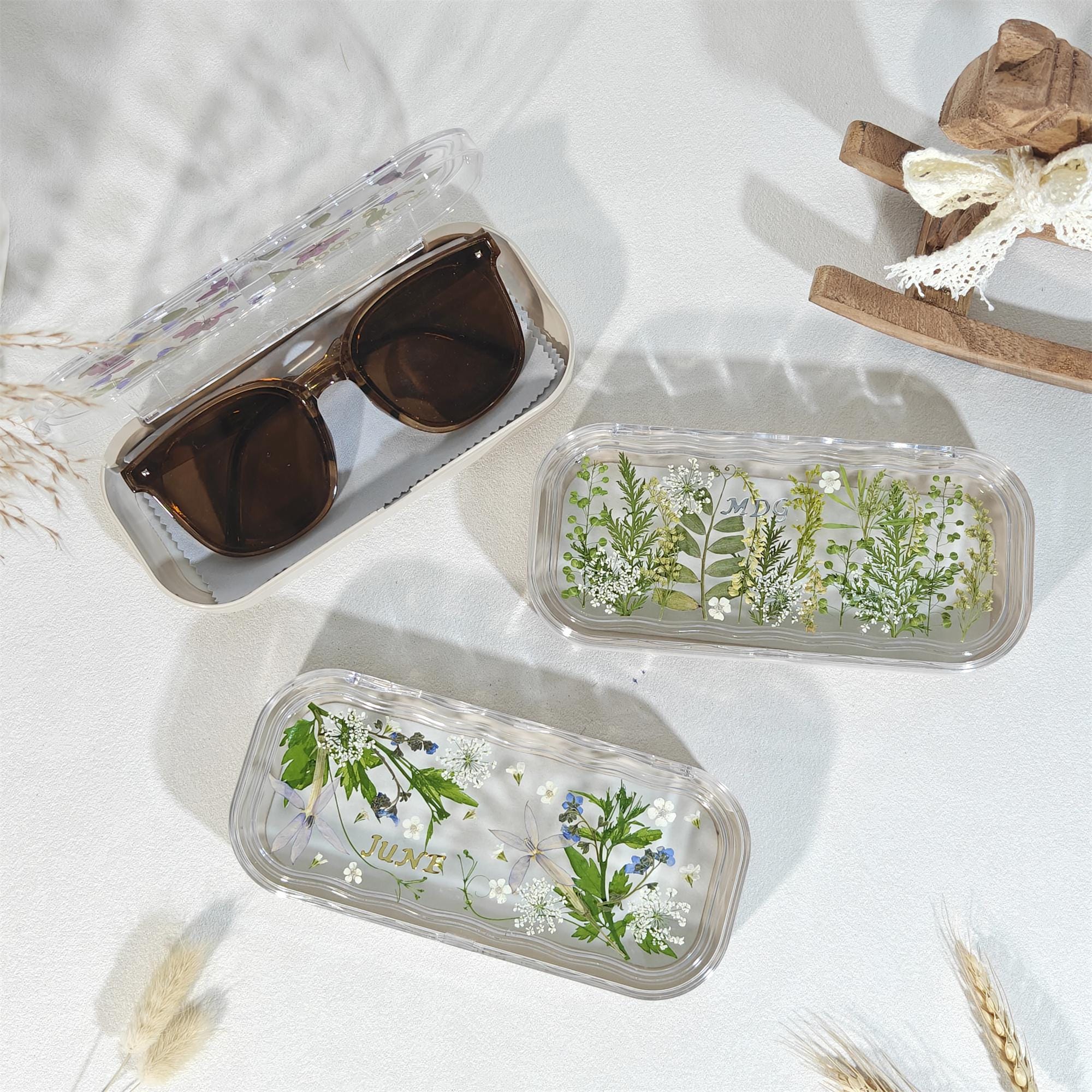Ray ban hard case - Etsy 日本