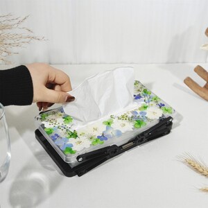 Custom name white daisy flower rectangle tissue box for kleenex,Puffs,Tempo,home decor gift for mother,adjustable spring loaded tissue box image 3