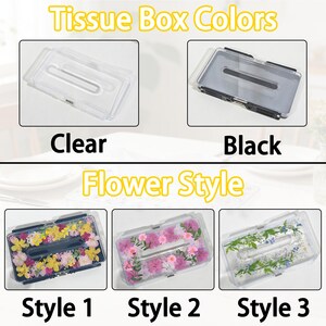 Może przedstawiać: Obraz przedstawia przezroczyste i czarne pudełka na chusteczki, a także trzy style kwiatowe. Tekst brzmi "Tissue Box Colors" i "Flower Style". Przezroczyste pudełko jest przezroczyste, a czarne ma ciemne wnętrze. Style kwiatowe prezentują kolorowe kompozycje kwiatowe.