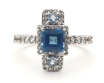 Natural London Blue Topaz Square ring in 925 sterling silver, minimalist topaz ring, Lightweight london blue topaz ring, Sky blue topaz ring