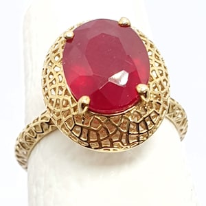 Natural Red Ruby Ring- 10K Gold ruby ring -Ruby Engagement Ring-Ruby gold Wedding Ring-Valentine&#39;s Day Gift Ring-Big Ruby Solitaire Ring
