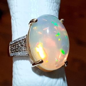 Natural Wello Opal Diamond Ring-Solid 14K Rose Gold Ring-October Birthstone Ring-Opal champagne Diamond Ring-Anniversary Gift-Statement Ring