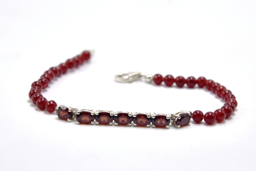 Damen Armband Mit Granat & Mondstein - Natürliche Edelsteinperlen, 18cm, Premium Geschenkverpackung