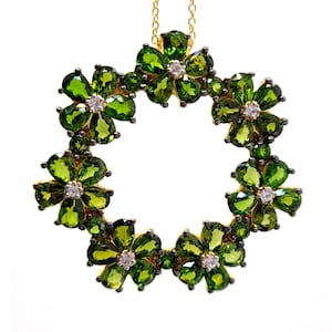 Natural Chrome Diopside Christmas wreath pendant, Green Transparent wreath design pendant, Floral Wreath Christmas round gold Pendant