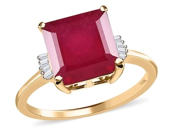 Natural Red Ruby Ring, 10K yellow Gold ruby ring, Ruby Engagement Ring, Ruby Wedding Ring, Valentine Day Gift Ring, Big Ruby Solitaire Ring