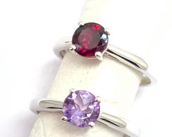 Natural Rhodolite Garnet round ring, Rhodolite garnet solitaire ring, Dainty rhodolite pink garnet ring, anniversary ring, Her birthday gift