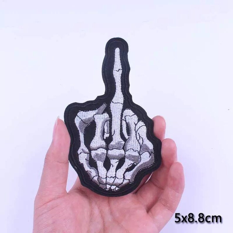 Black White Skull Skeleton Middle Finger Fist Knuckles Embroidered Iron On Sew On Patch Clothing Bag Fashion