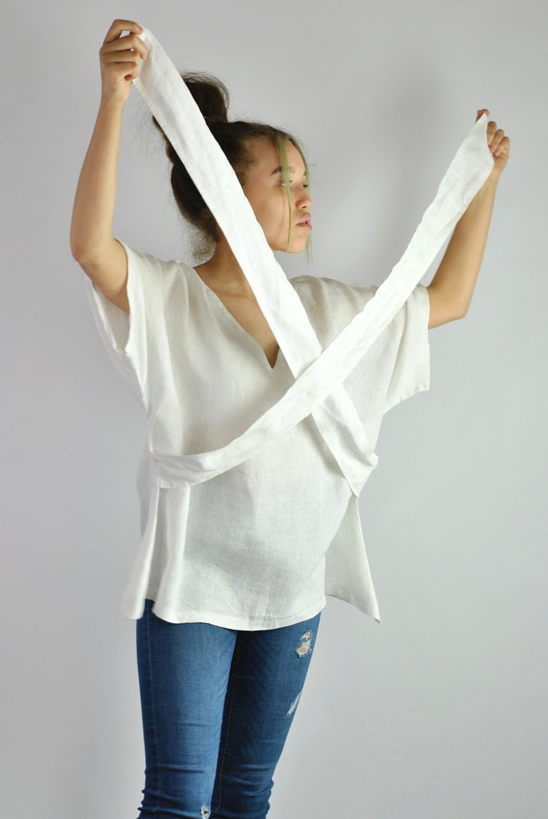 Casual Elegance: White Linen Blouse with Ties Effortlessly Stylish Kimono-Inspired Tunic for Beach or Office Chic no. 57 image 4