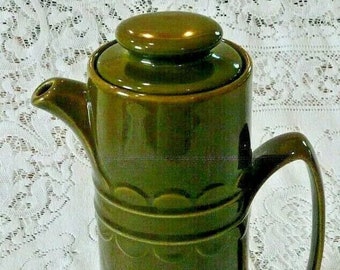 VINTAGE Homer Laughlin Sheffield Granada OLIVE Green Caffettiera e coperchio 10"