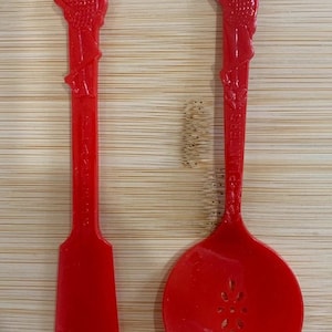 Peanut Planters Nuts Red Spreader & Nut Spoon Original Plastic 1950s Vintage