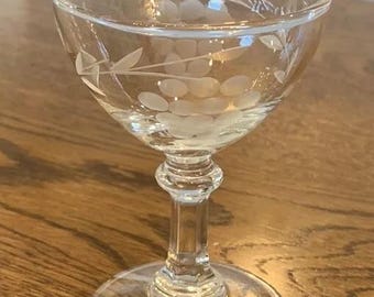 Set Of 7 Acid Etched Cordial/Champagne Glasses From the 1930'S