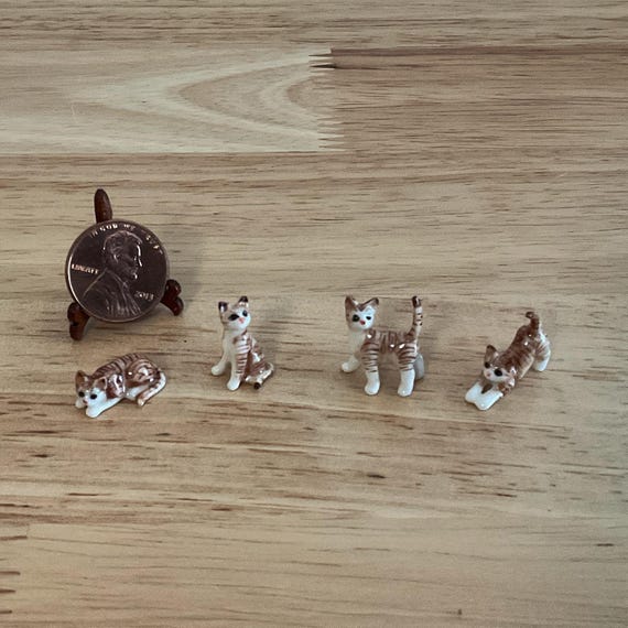 1:24 Scale Dollhouse Miniature Ginger Tabby Cat Figurine