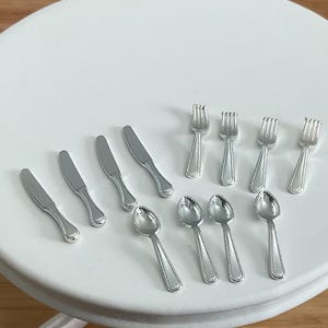 Dollhouse Miniature 12-Piece Silver Cutlery Set Kitchen Dining 1:12 Scale