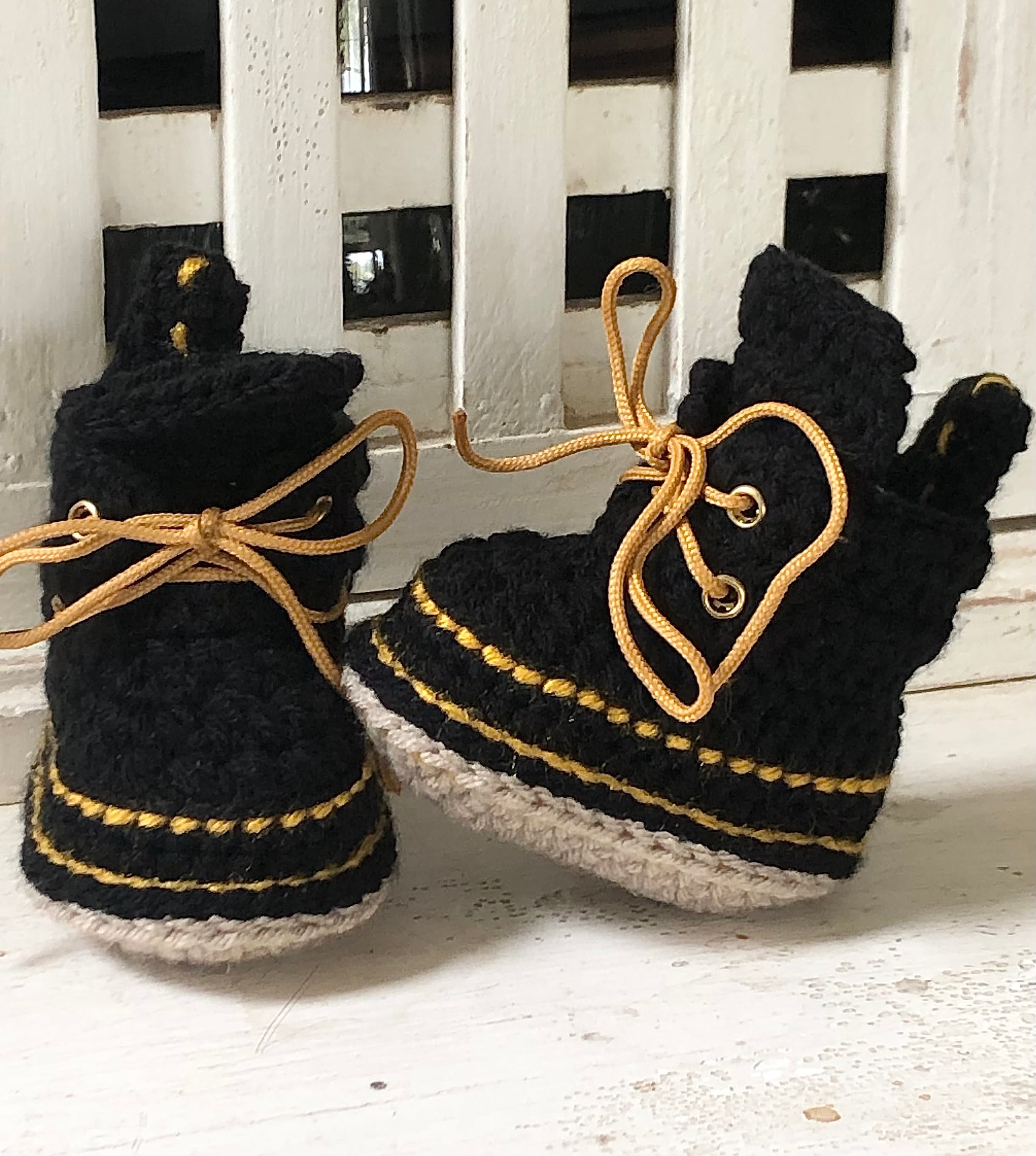 Doc martens baby boots deals