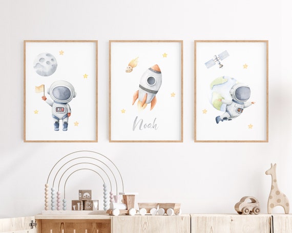 Poster Set Astronaut | Personalisiert | 3er Set | Weltraum Poster | Kinderzimmer | Planetenposter | Jungsposter | Geschenk Taufe | Geschenk